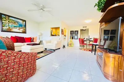4038 Berkshire B, Deerfield Beach: photo 1 of 59