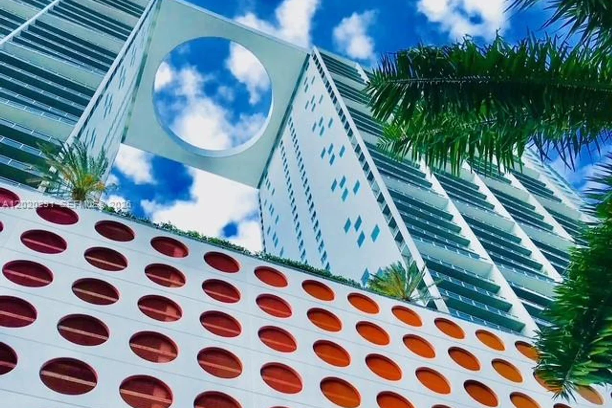 500 Brickell Ave #2208, Miami: photo 1 of 7