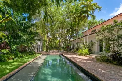5812 Alton Rd, Miami Beach: photo 1 of 43