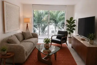 1805 Sans Souci Blvd #331, North Miami: photo 1 of 12