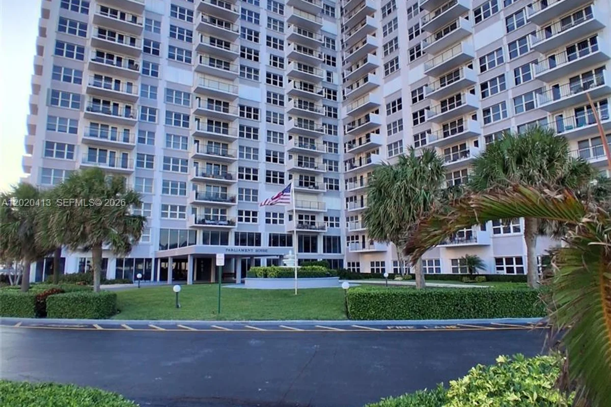 405 N Ocean Blvd #1815, Pompano Beach: photo 1 of 27
