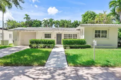 731 Sistina Ave, Coral Gables: photo 1 of 51
