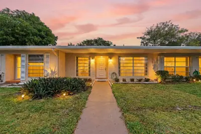 8555 Bella Vista Dr #86, Boca Raton: photo 1 of 48