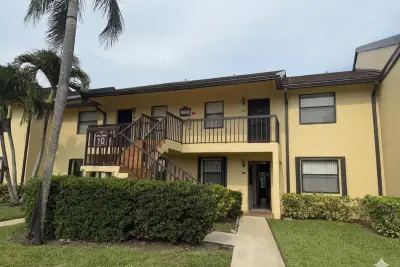 4688 Lucerne Lakes Blvd E #104, Lake Worth: photo 1 of 35