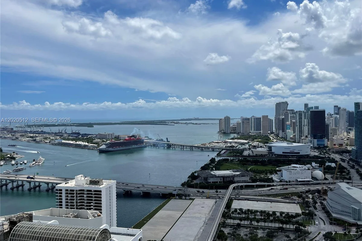 1750 N Bayshore Dr #5614, Miami: photo 1 of 32