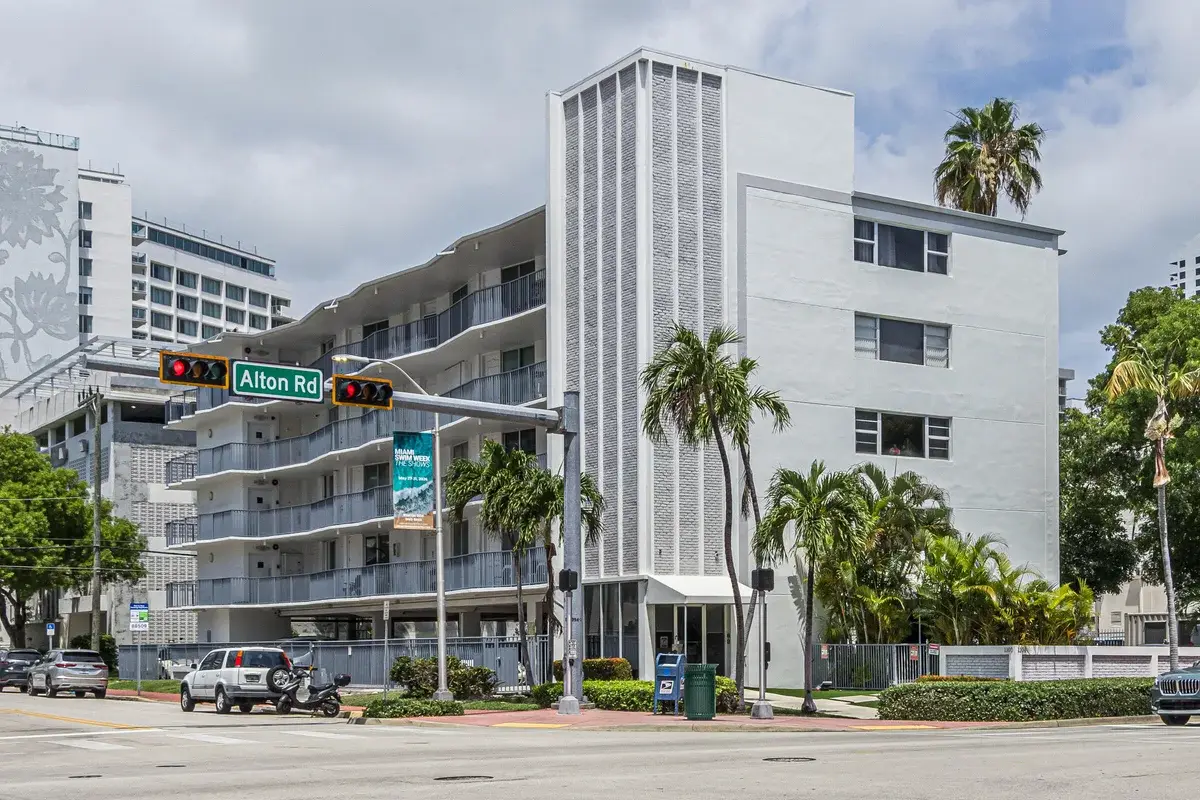 1100 Alton Rd #2f, Miami Beach: photo 1 of 30
