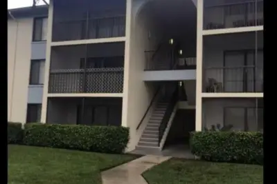 1105 Green Pine Blvd #C1, West Palm Beach: photo 1 of 11
