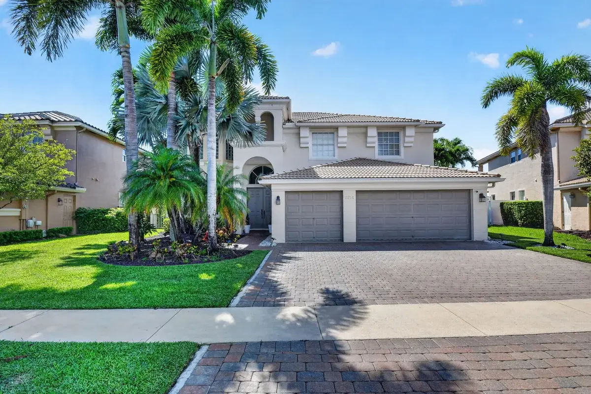 2214 Ridgewood Cir, Royal Palm Beach: photo 1 of 46