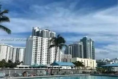 800 Parkview Dr #406, Hallandale Beach: photo 1 of 11