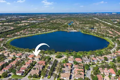 153 Evergrene Pkwy, Palm Beach Gardens: photo 1 of 44