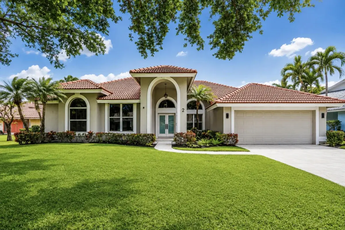 2 Old Fence Rd, Palm Beach Gardens: photo 1 of 44