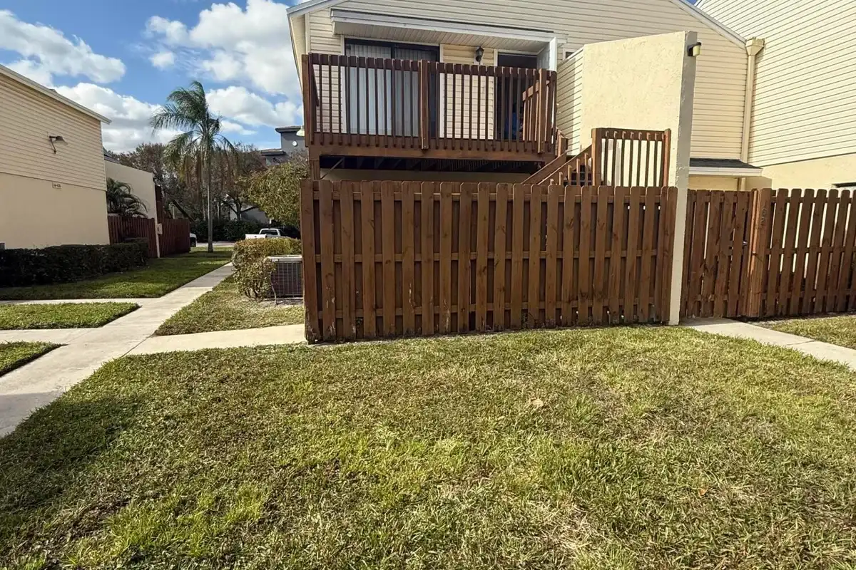 633 Executive Center Dr #L202, West Palm Beach: photo 1 of 12