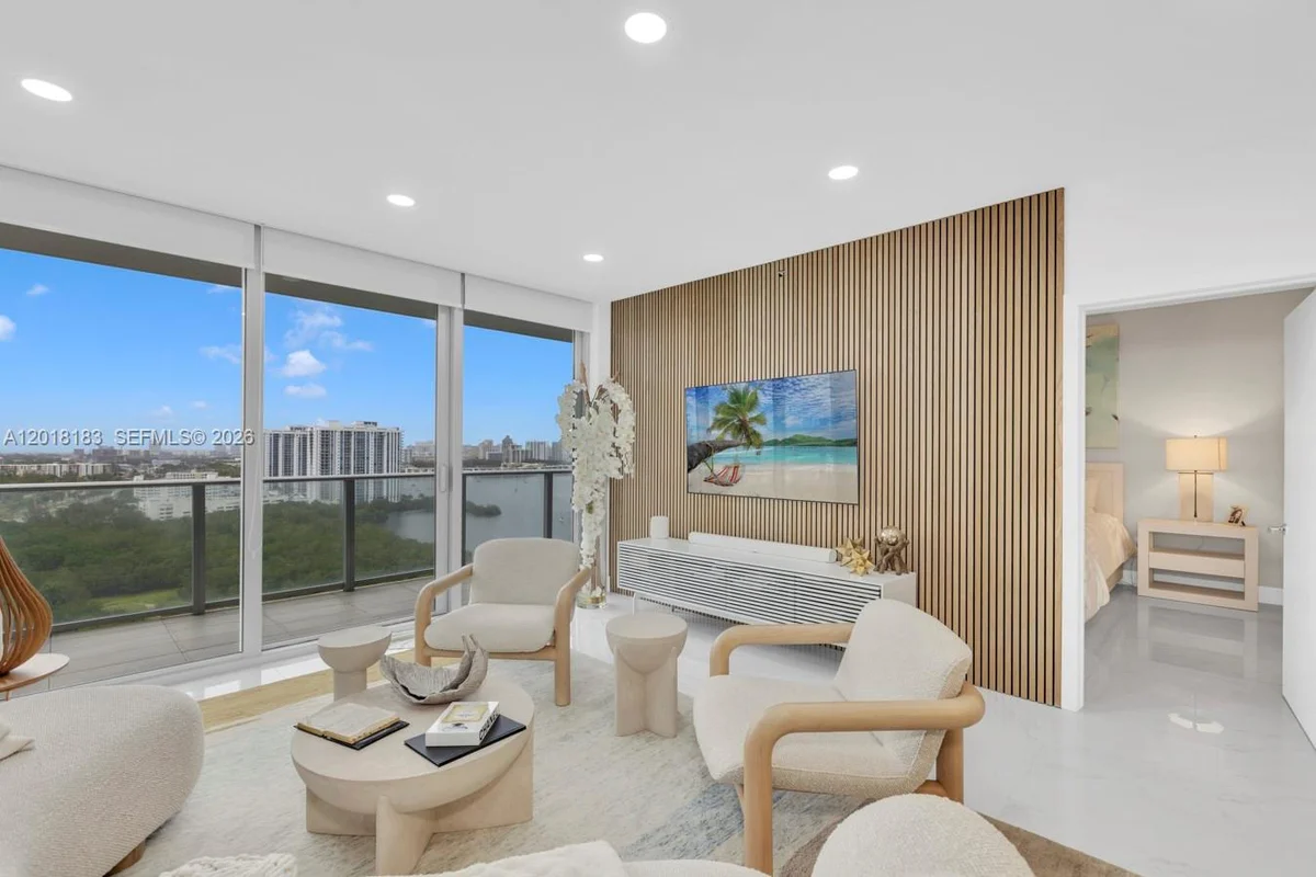 16385 Biscayne Blvd #2101, North Miami Beach: photo 1 of 44