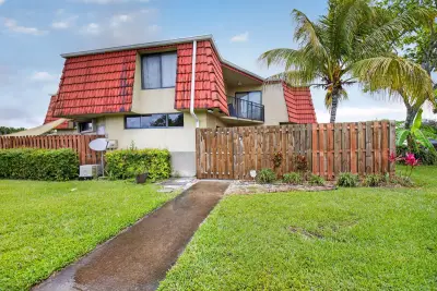 8385 Trent Ct #D, Boca Raton: photo 1 of 49
