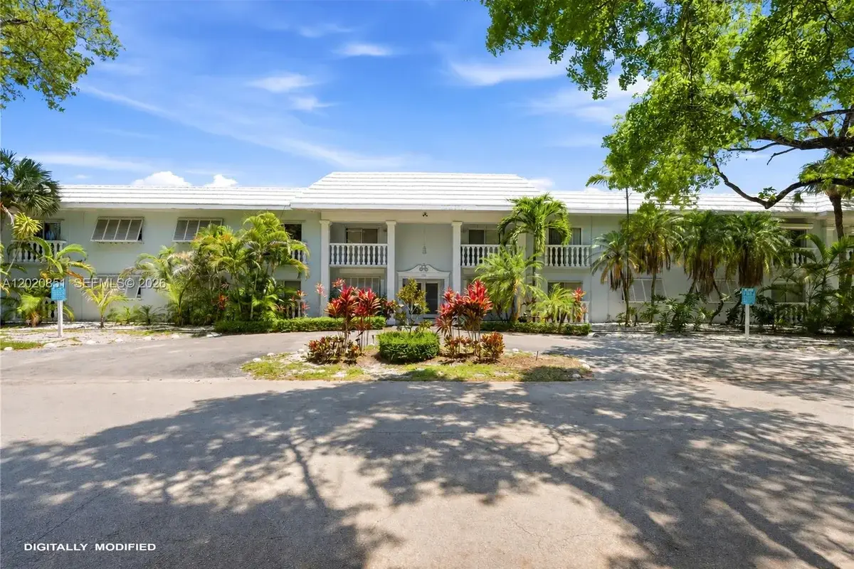 1200 Mariposa Ave #E104, Coral Gables: photo 1 of 12