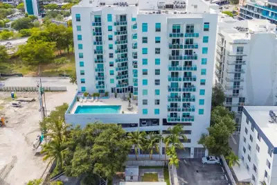 1723 SW 2nd Ave #607, Miami: photo 1 of 1