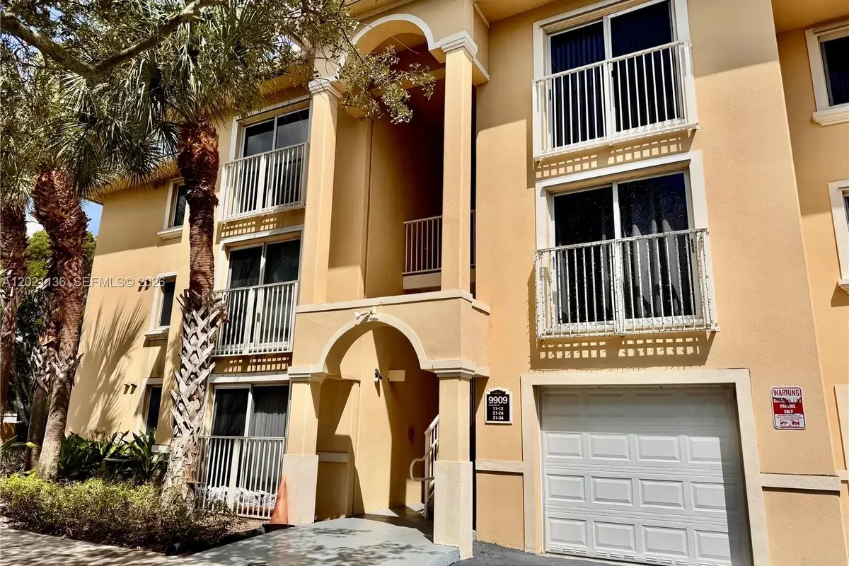 9909 Westwood Dr #23-1, Tamarac: photo 1 of 7