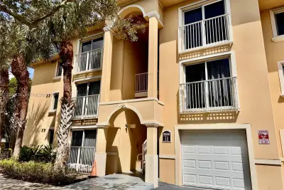 9909 Westwood Dr #23-1, Tamarac: photo 1 of 7
