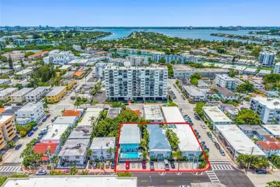 7830 Abbott Ave, Miami Beach: photo 1 of 34