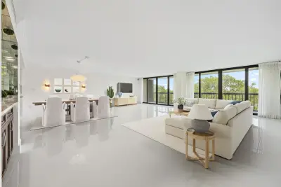 2450 Presidential Way #505, West Palm Beach: photo 1 of 50