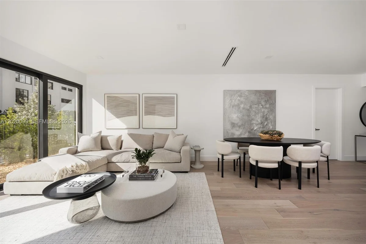 204 Sunrise Dr #204B, Key Biscayne: photo 1 of 26