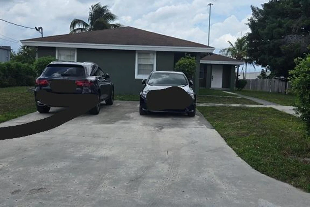 663 S Biscayne River Dr, Miami: photo 1 of 26