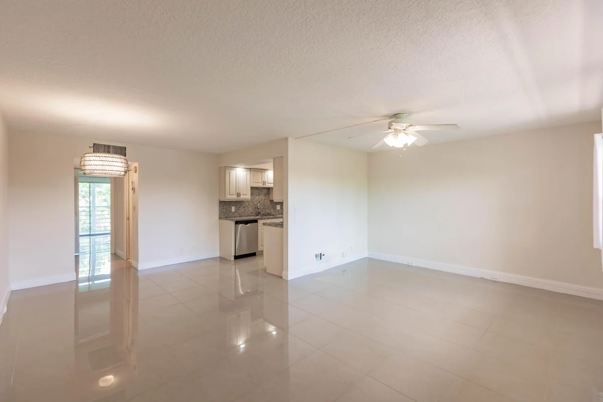 4302 Martinique Cir #H3, Coconut Creek: photo 1 of 23