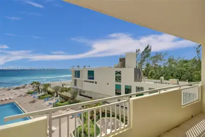 3180 S Ocean Dr #415, Hallandale Beach: photo 1 of 28