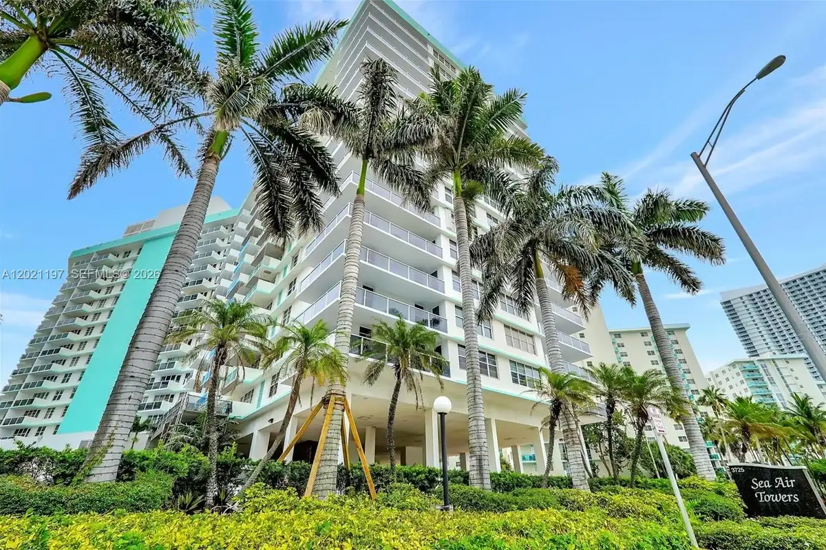 3725 S Ocean Dr #812, Hollywood: photo 1 of 21