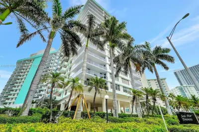 3725 S Ocean Dr #812, Hollywood: photo 1 of 21