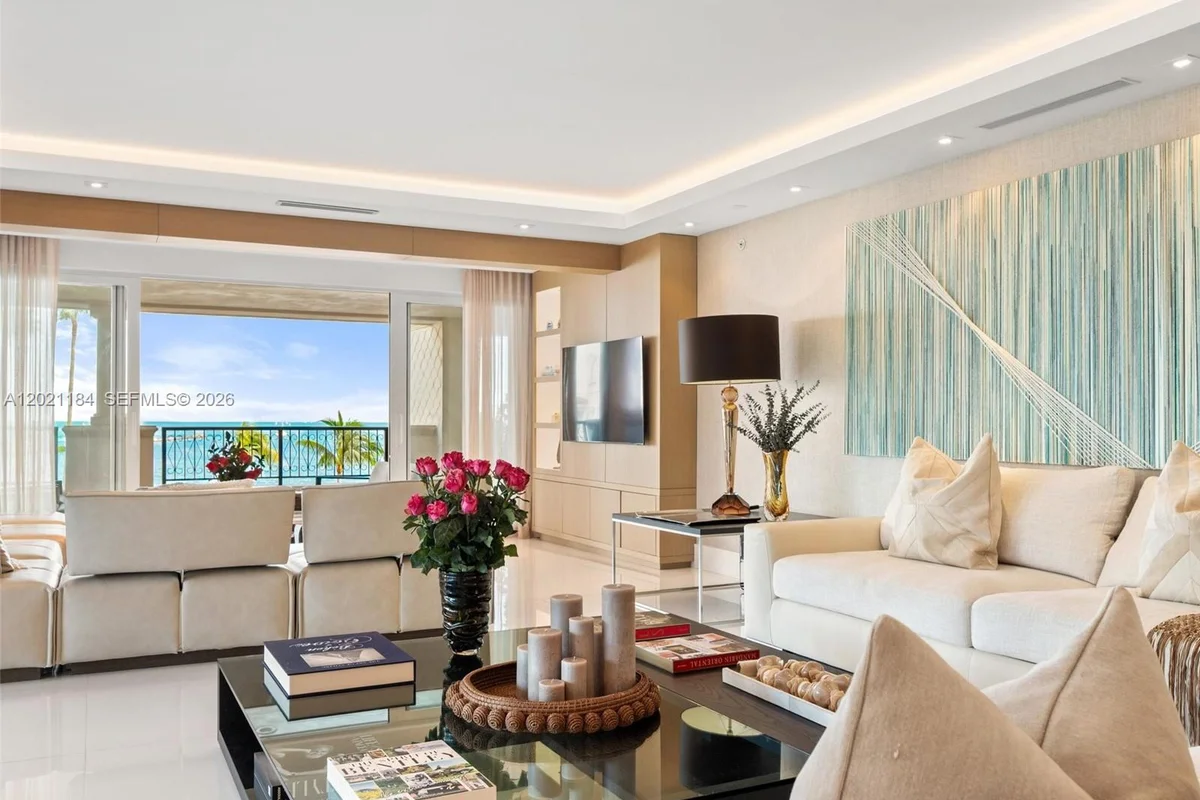 7431 Fisher Island Dr, Miami Beach: photo 1 of 57