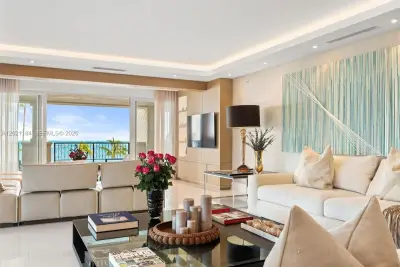 7431 Fisher Island Dr, Miami Beach: photo 1 of 57