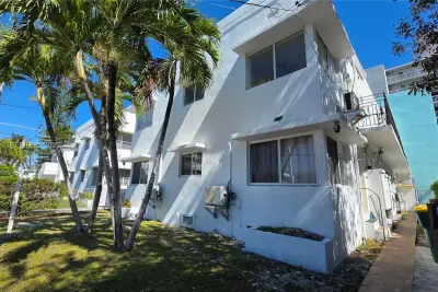 7629 Dickens Ave #7, Miami Beach: photo 1 of 39