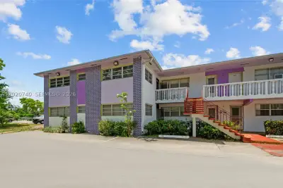 245 NE 191st St #3014, Miami: photo 1 of 19
