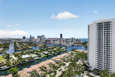 21205 Yacht Club Dr #2409, Aventura: photo 1 of 36