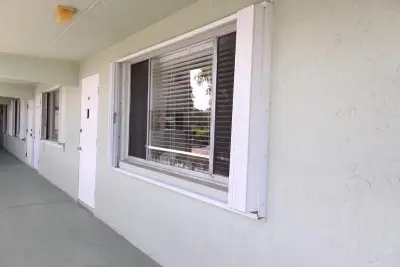 3400 Springdale Blvd #214, Palm Springs: photo 1 of 23