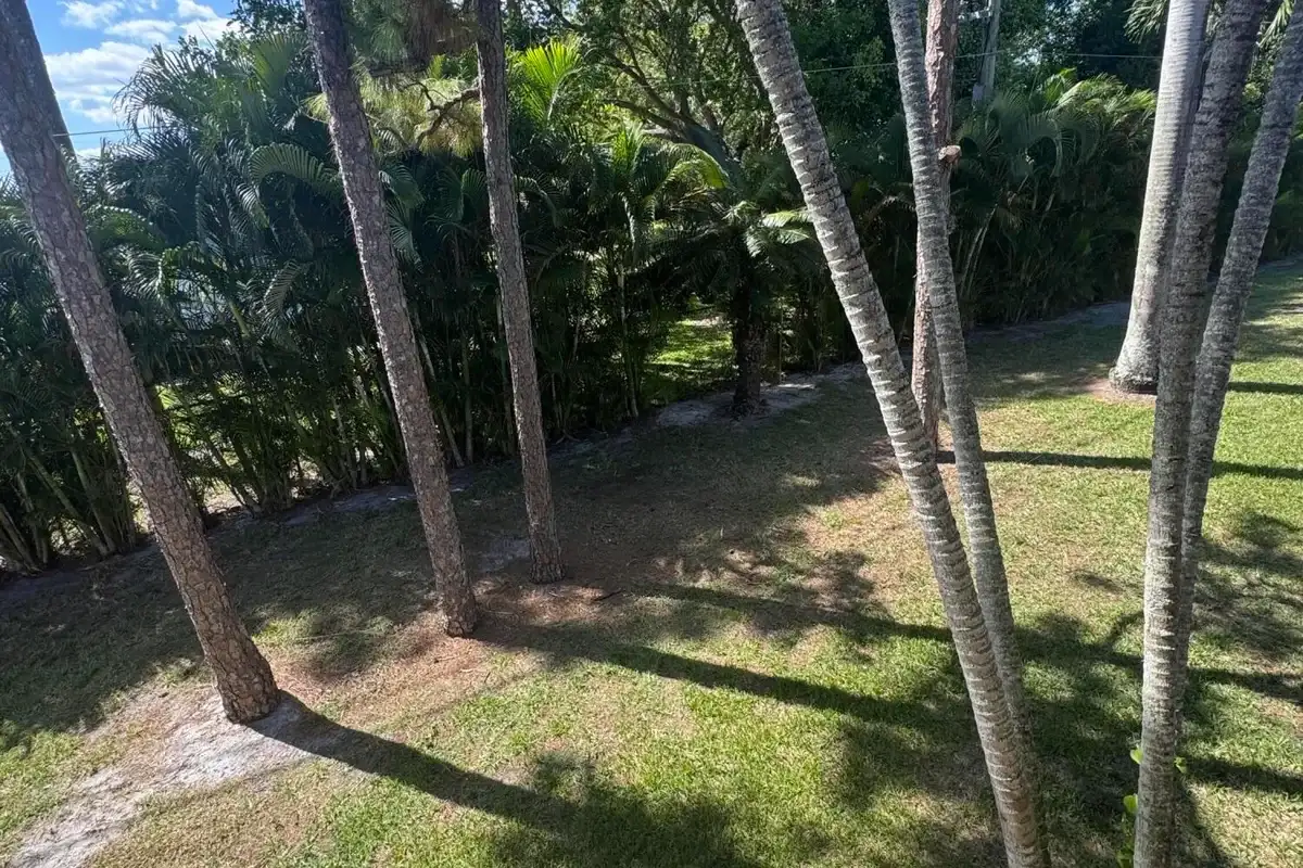 435 Pine Glen Ln #C-2, Lake Worth: photo 1 of 17
