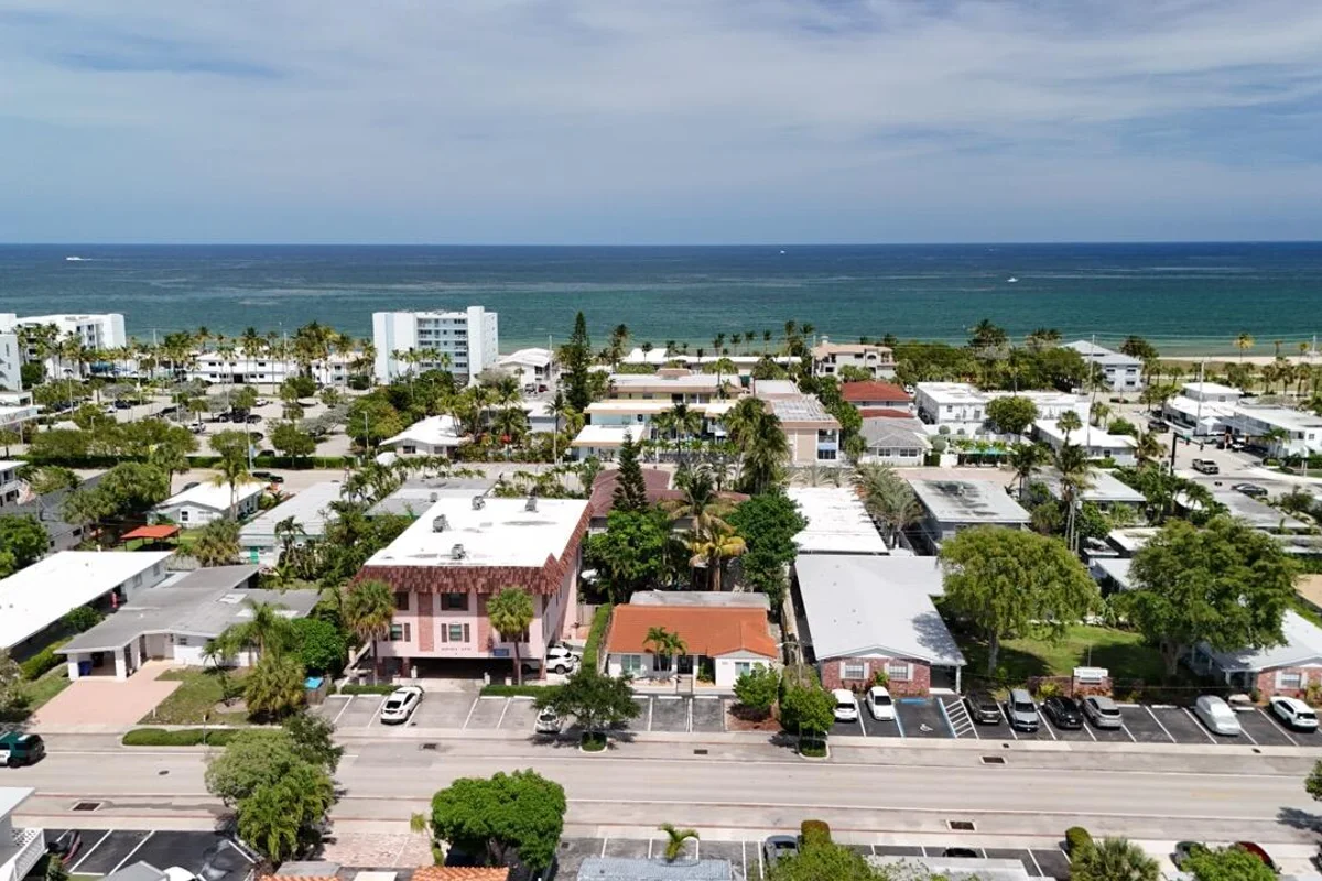 4616 Bougainvilla Dr #1-3, Lauderdale-by-the-Sea: photo 1 of 27