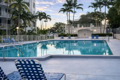 496 NW 165th #D-412, Miami: photo 1 of 34