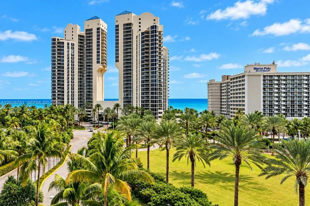 19370 Collins Ave #626, Sunny Isles Beach: photo 1 of 33