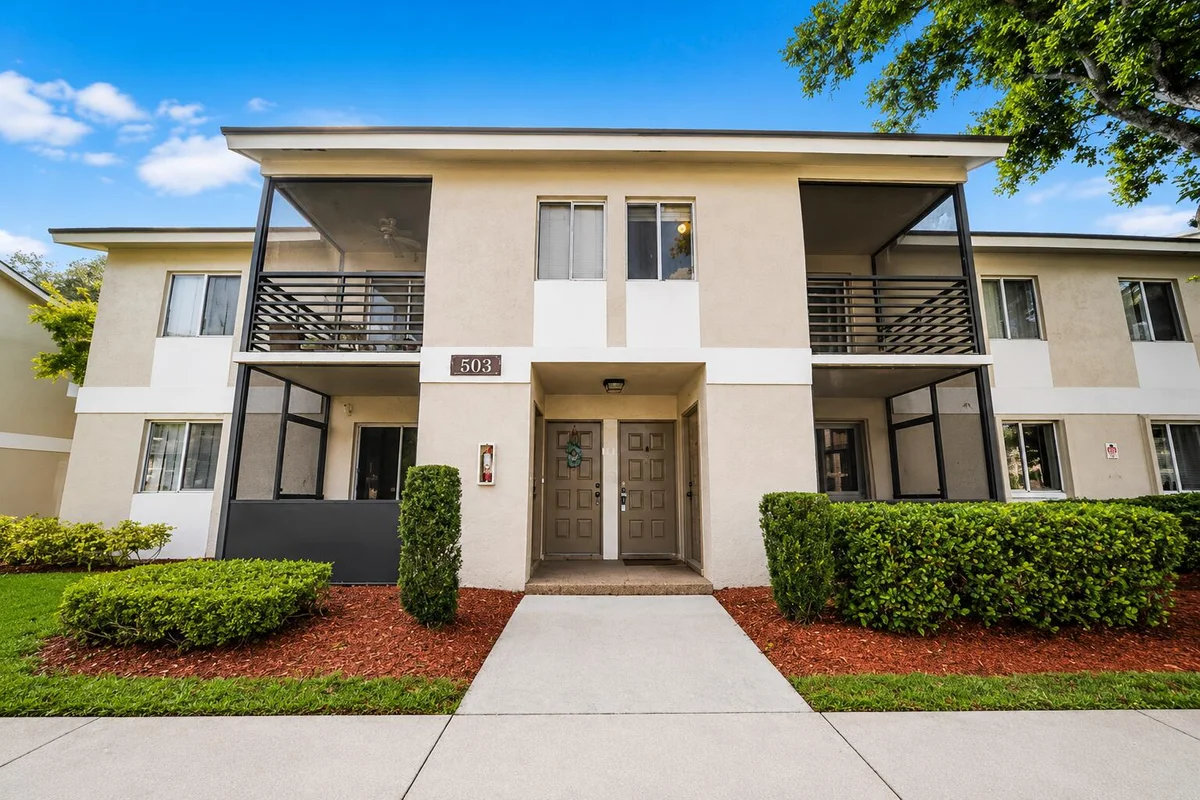 503 Gardens Dr #202, Pompano Beach: photo 1 of 35