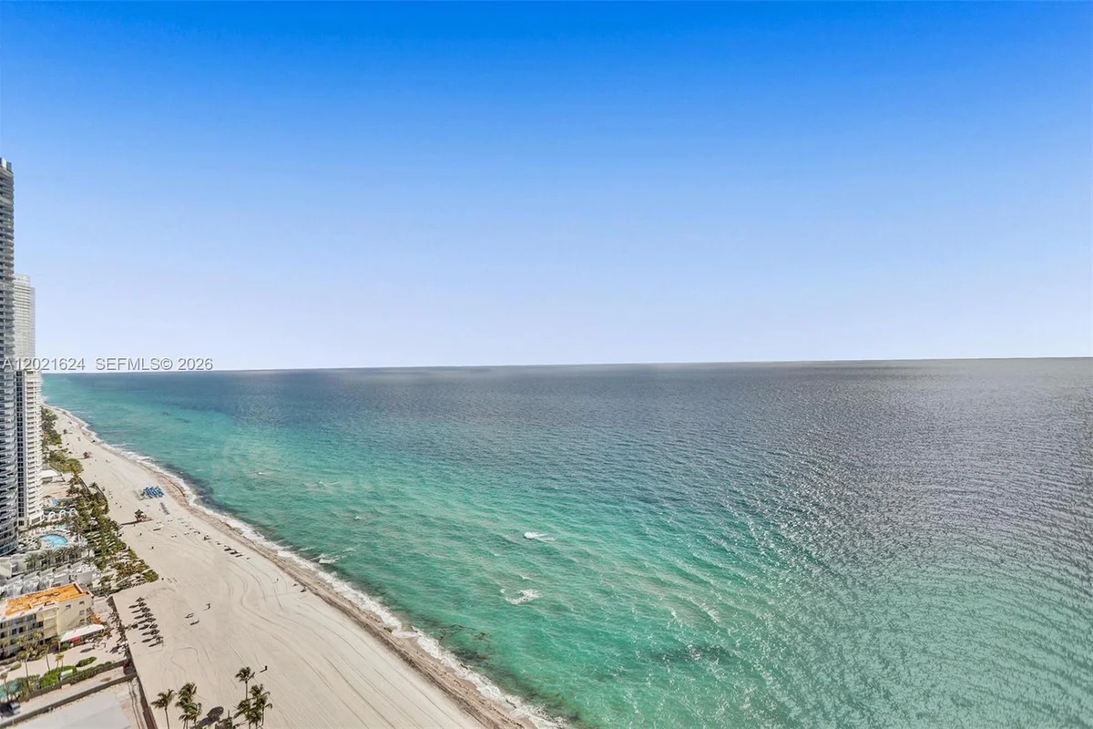 18201 Collins Ave #4108, Sunny Isles Beach: photo 1 of 32