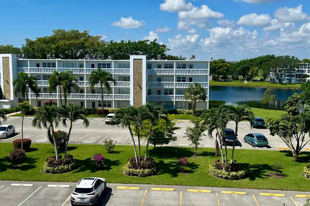 1044 Cambridge C, Deerfield Beach: photo 1 of 21