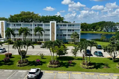 1044 Cambridge C, Deerfield Beach: photo 1 of 21