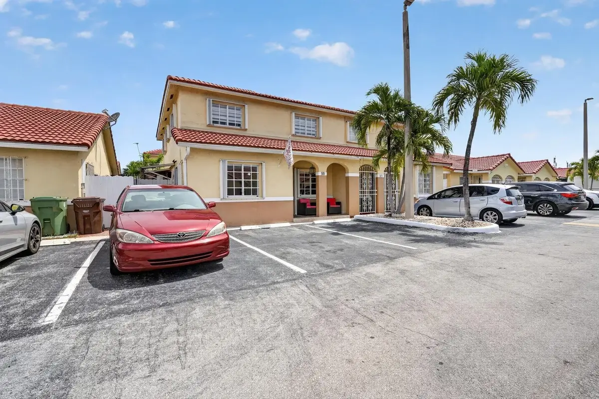 7101 W 24th Ave #45, Hialeah: photo 1 of 37