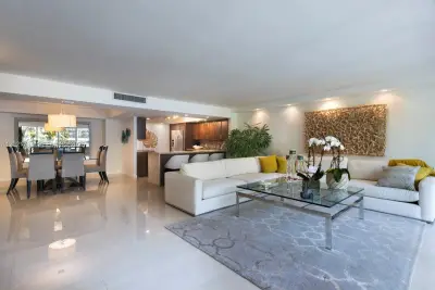 3 Grove Isle Dr #C307, Miami: photo 1 of 30