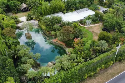 16970 SW 264th St, Homestead: photo 1 of 58