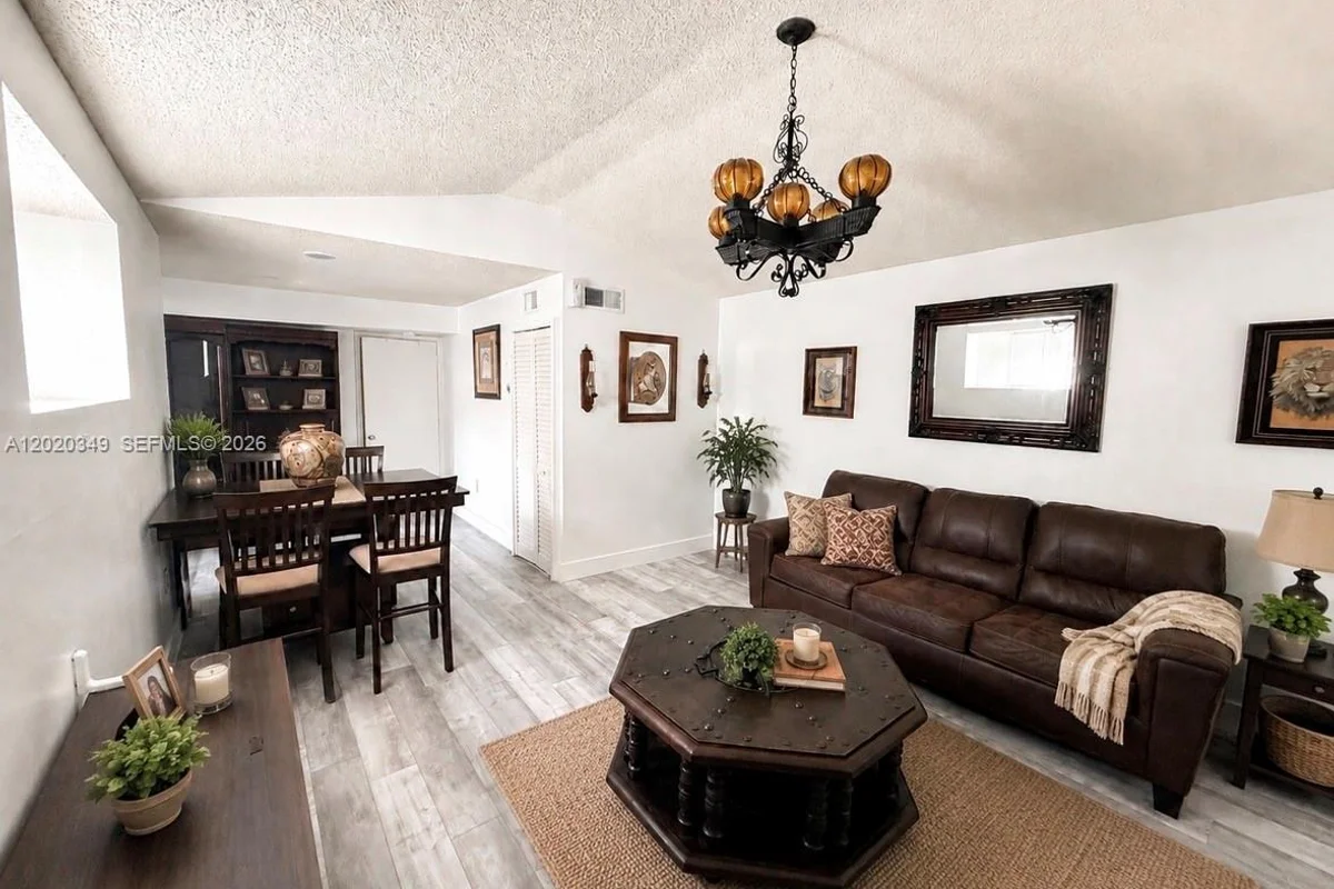 10440 SW 156th Ct #726, Miami: photo 1 of 5