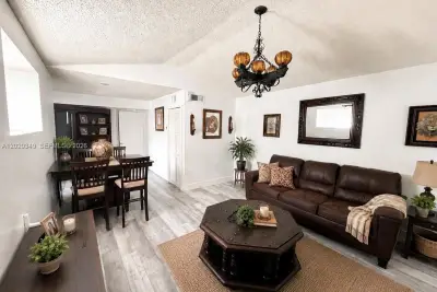 10440 SW 156th Ct #726, Miami: photo 1 of 5