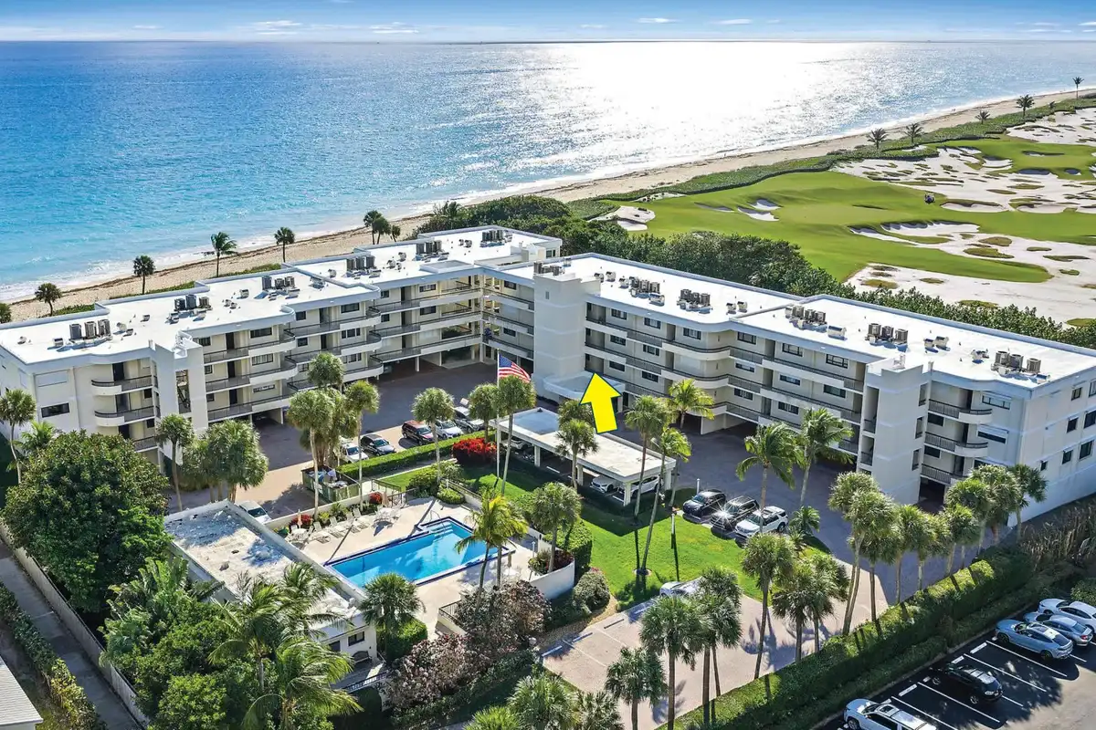 70 Celestial Way #108, Juno Beach: photo 1 of 13